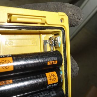 ②トプコン 電子セオドライト DT-114 レーザーポインター 測量機器 測定器 TOPCON 工具　電池ボックスの電池を押さえるバネ破損　精度未確認　ジャンク品の画像