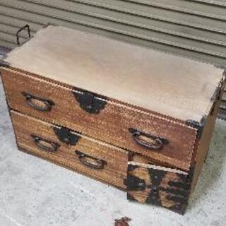 桐のレトロタンス
