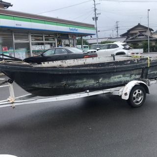 中古フィッシングボートトレーラー別の画像