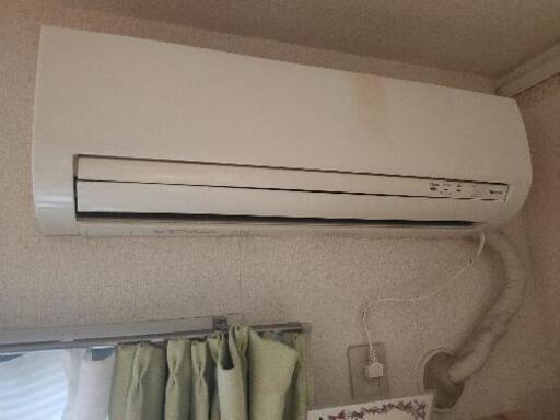 東芝　ルームエアコン