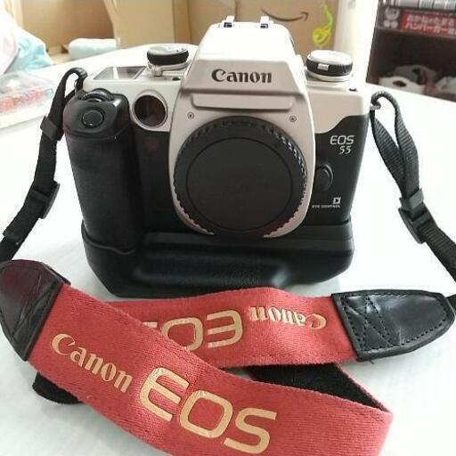 フィルム一眼 EOS55 縦位置グリップ ストラップ付き