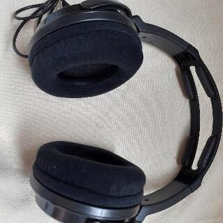 「未使用」有線ヘッドホン