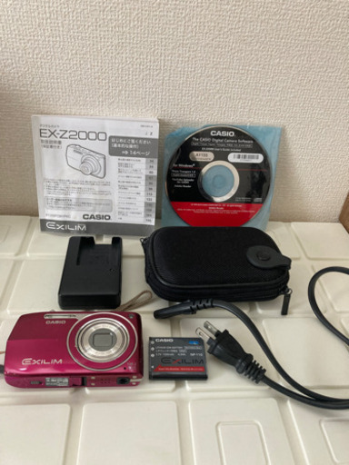 カシオのデジカメ　現金でのお取引でお願いします