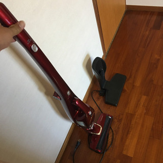 コードレス掃除機　充電式の画像