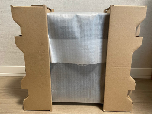 PS4 Pro 2TB／スタンド付／ソフト5本付