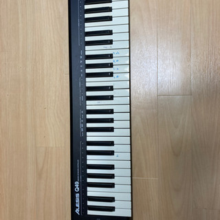 MIDIキーボード（ジャンク）