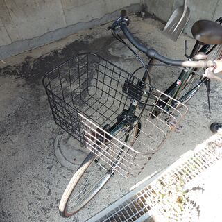 程度極上　特大カゴ　26インチシティーサイクル　中古　グリーン　切替つきの画像