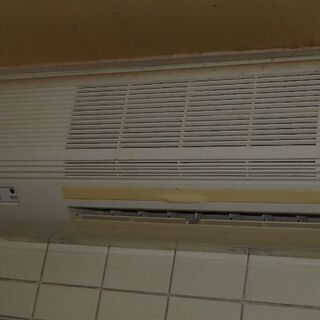 温水式浴室暖房乾燥機 無料でお持ち下さい。