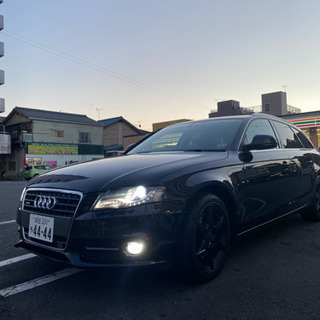 アウディA4アバントの画像