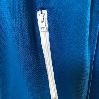 【配送・直接引渡OK】未使用品　速乾パーカー ４XL  トレーニング　ランニング　ジムの画像