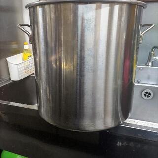 ほぼ新品です。値段下げます。の画像