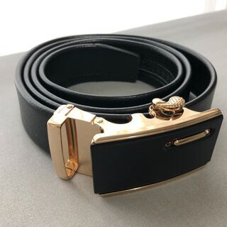 【配送・直接引渡OK】未使用品　高級感のあるバックル！オートロッ...