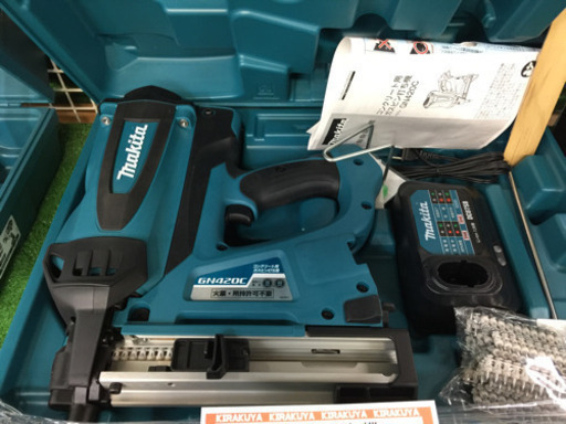 全国配送OK ガスピン打ち機 マキタ GN420C【寄楽屋 きらくや 成田本店】