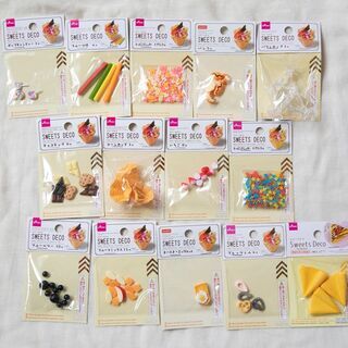 【ミニチュアフードパーツ】14個セット。３つのスイーツが作れます。