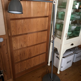IKEA フロアスタンドライト　グレー