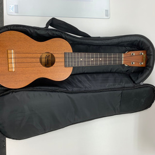 ウクレレ Famous FS-1 ソフトケース付きの画像