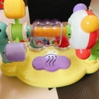 くるくる光って音が鳴るおもちゃです。の画像