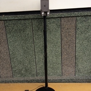 ダイソン等のスティック型掃除機用スタンド