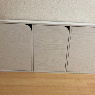 セミダブルベッド、3段ボックス、室内物干しの画像