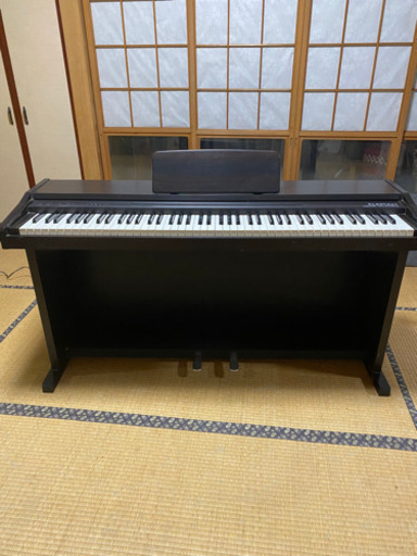 電子ピアノ