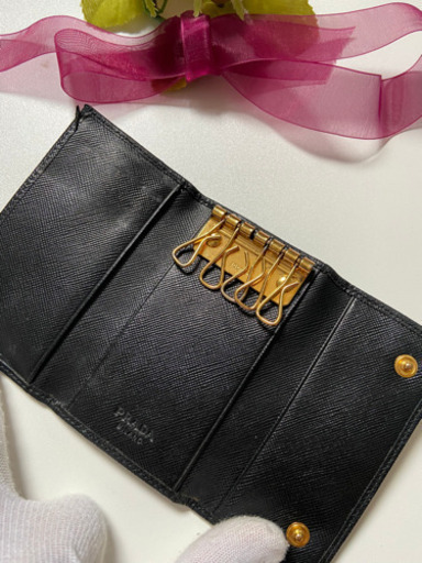PRADA プラダ キーケース　黒　ブラック