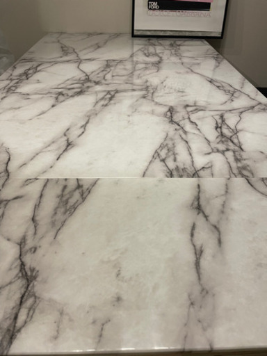 決まりました。大理石模様ダイニングテーブル椅子4個セット　伸縮可能