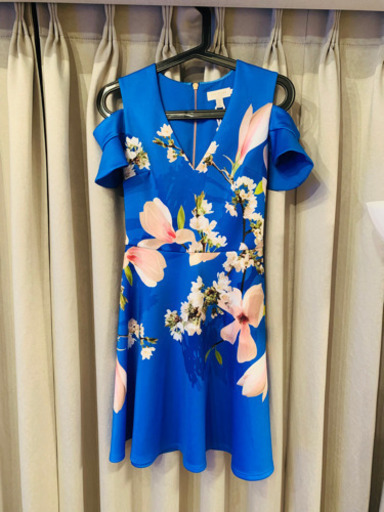 Ted Bakerのこれからの季節にぴったりなワンピ