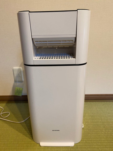 アイリスオーヤマ 除湿機 サーキュレーター 衣類乾燥