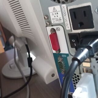 富士通　D750/AX 　Win10Pro64入　モニタ23インチ、キーボード、マウス付　の画像