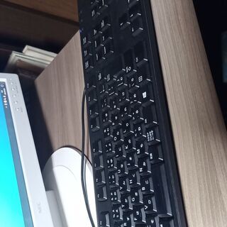 富士通　D750/AX 　Win10Pro64入　モニタ23インチ、キーボード、マウス付　の画像