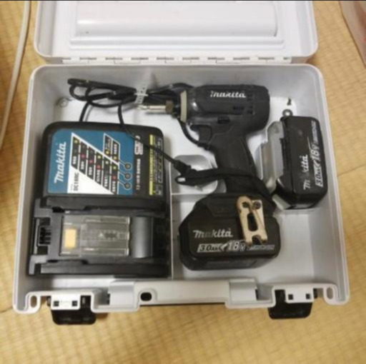 マキタ　インパクトドライバー18V 3.0Ah