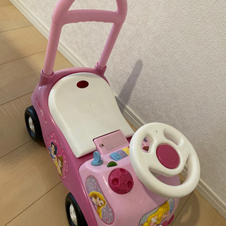 ディズニープリンセスコンビカー
