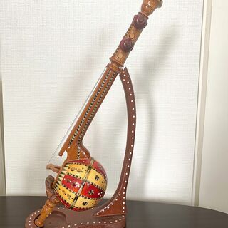 ウズベキスタン楽器のレプリカ飾り物の画像
