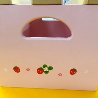 マザーガーデン/mother garden おままごとセット おもちゃ箱付き 野いちご 木箱  小物付き キッチンツール  札幌市 西岡店の画像