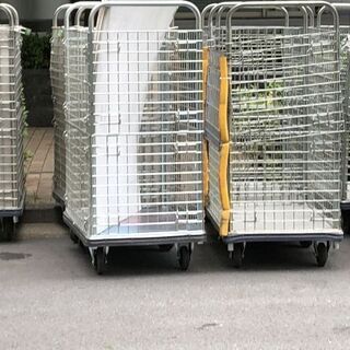 【日給8000円】週払いOK★倉庫内作業、台車の整理などの画像