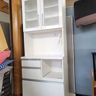 仙台市若林区若林⤴️食器棚/キッチンボード/幅80センチ/新生活にどうぞ⤴️仙台リサイクルショップ
