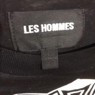 LES HOMMES(レゾム) Tシャツの画像