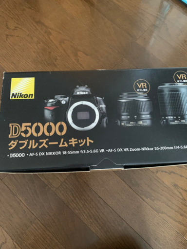 最終値下げ　早い者勝ち　Nikon D5000 ダブルズームキット