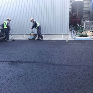【技術が身につく】道路舗装作業スタッフ in 東京   / 【L...