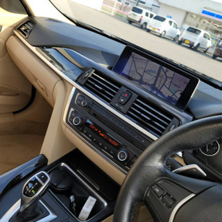 BMW 320i ラグジュアリー　スタッドレスタイヤ付きの画像