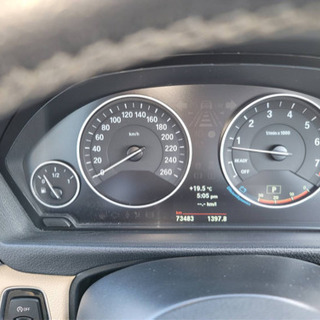 BMW 320i ラグジュアリー　スタッドレスタイヤ付きの画像