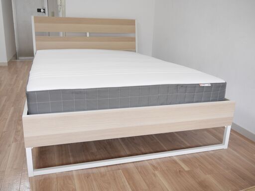 ダブルベッド＋マットレスセット　IKEA 　ベッドフレーム TRYSIL トリスィル HÖVÅG ホーヴォーグ 中古品 直接受け渡し