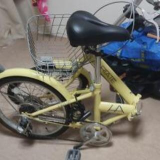 折りたたみ自転車　ミニベロ　サドル　メーターつき　20インチ　シ...