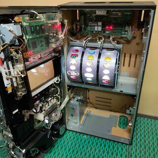 山佐 初代バイオハザード 実機 5号機 パチスロ コイン不要機 5号機