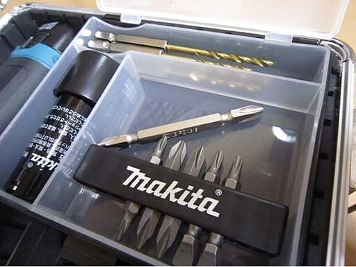 マキタ 7.2V 充電式ペンドライバドリル DF012DSHX 青 充電器、バッテリ2個付き 電動工具 makita 札幌市 白石区 東札幌