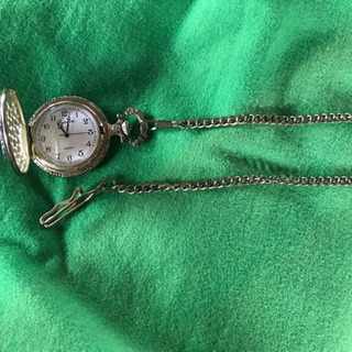 懐中時計 QUARTZ 鷹 ゴールド アンティーク　ビンテージ　要電池交換　の画像