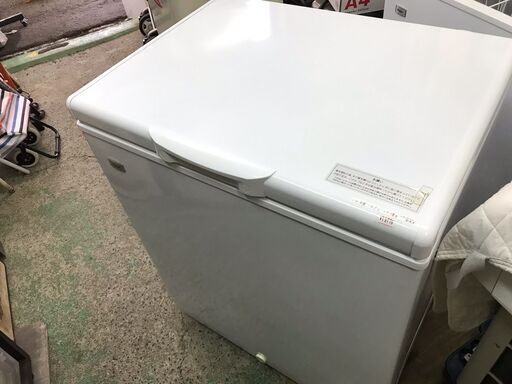 2016年製　HAIER ハイアール　冷凍庫　JF-NC145F W　145L　上開き式　フリーザー　冷凍ストッカー　フォースター