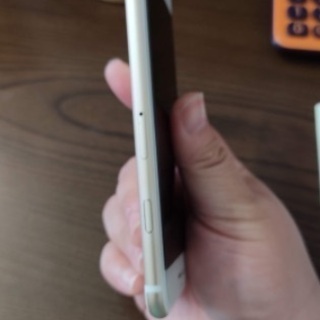 iPhone6 GOLD 64GB TouchID付き