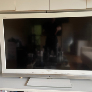 液晶テレビ46型