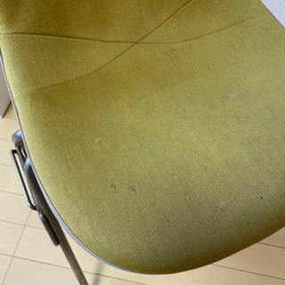 ハーマンミラー　シェルチェアの画像